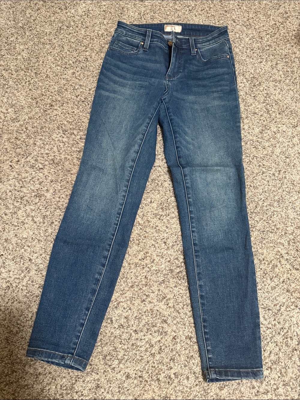 Kut Brand Classic Women's Blue Slim Jeans - Versatile Everyday Denim